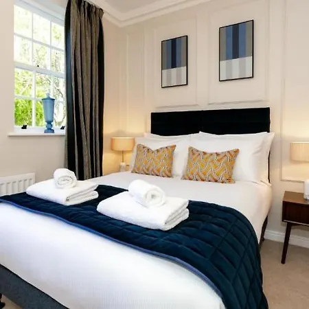 Holgate Bridge Guest Hotel 4*