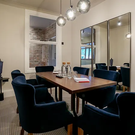 Holgate Bridge Guest Hotel 4*