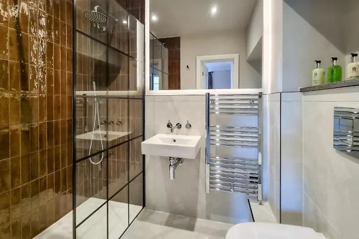 New Holgate Hotel 4*