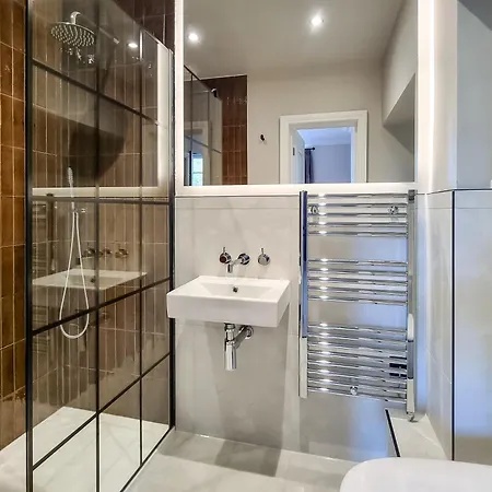 Hotel New Holgate 4*