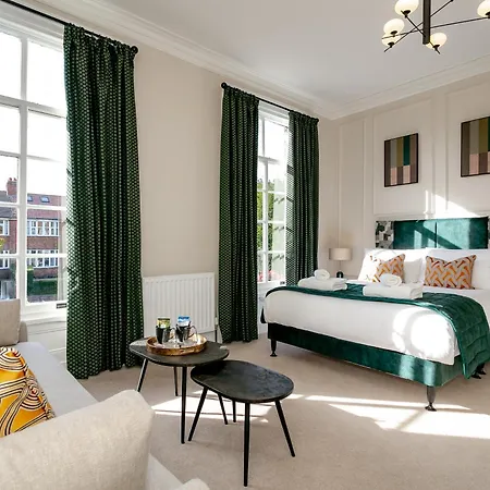 Hotel New Holgate 4*